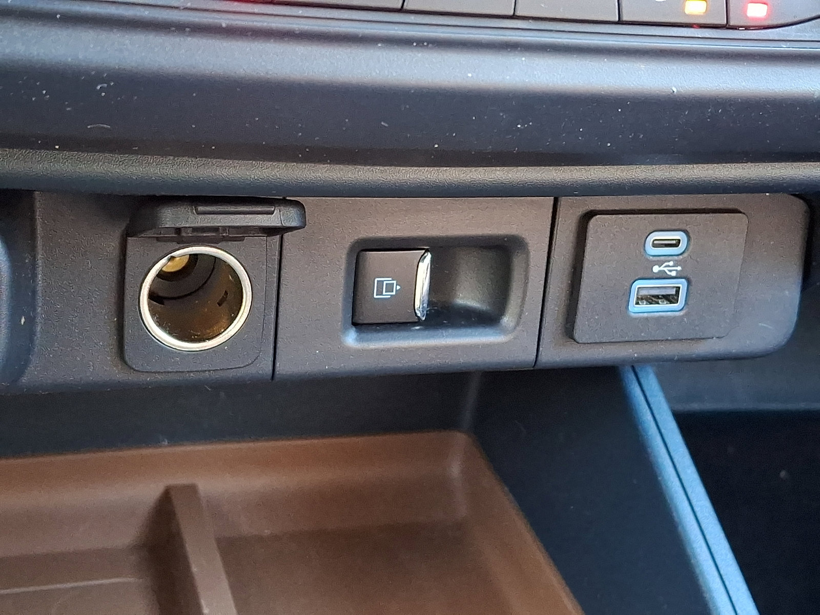 Used 2022 Ford Maverick Lariat w/ Lariat Luxury Package image 31