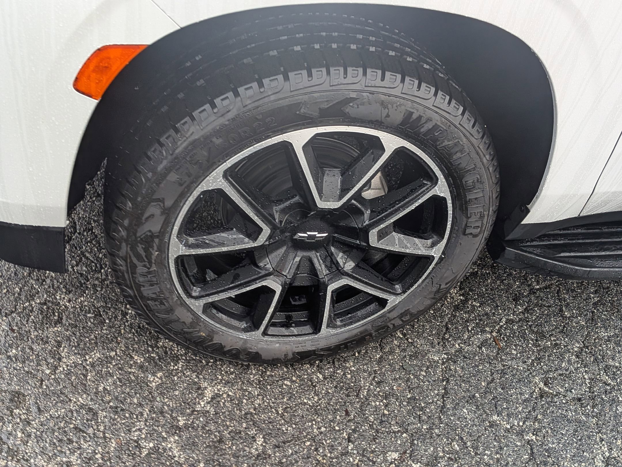 Certified 2023 Chevrolet Suburban RST w/ Luxury Package image 12