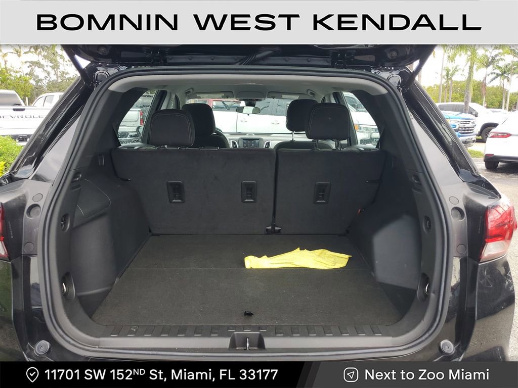 Used 2023 Chevrolet Equinox LS image 12