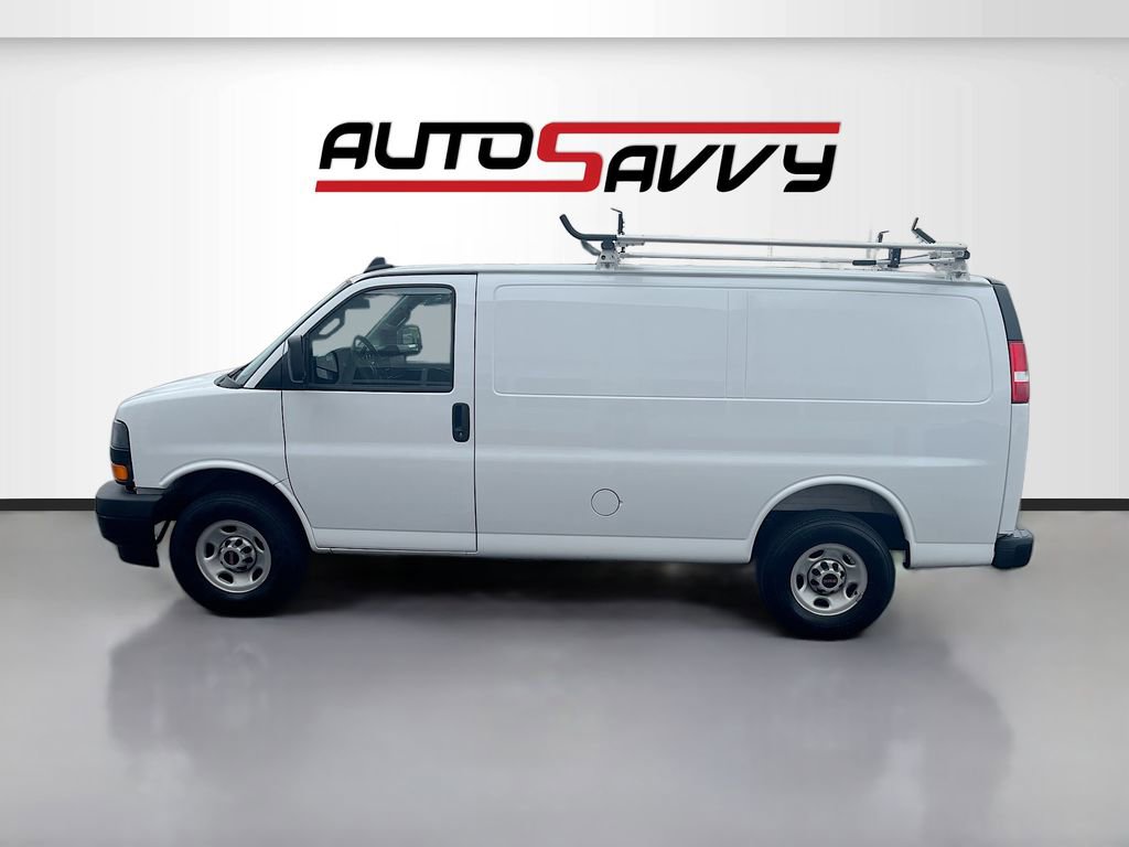 Used 2025 GMC Savana 3500 w/ Driver Convenience Package RWD image 4