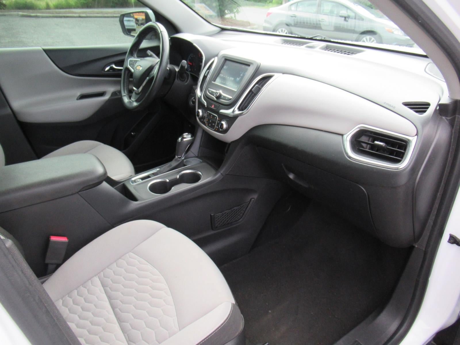 Used 2018 Chevrolet Equinox LT FWD image 11