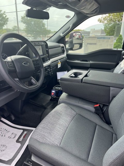 New 2024 Ford F550 4x4 SuperCab Super Duty w/ XLT Value Package image 24