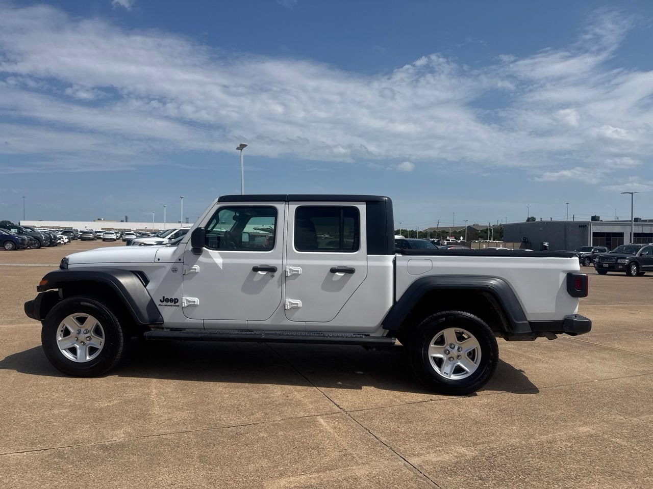 Used 2020 Jeep Gladiator Sport w/ Quick Order Package 24S AWD/4WD image 11