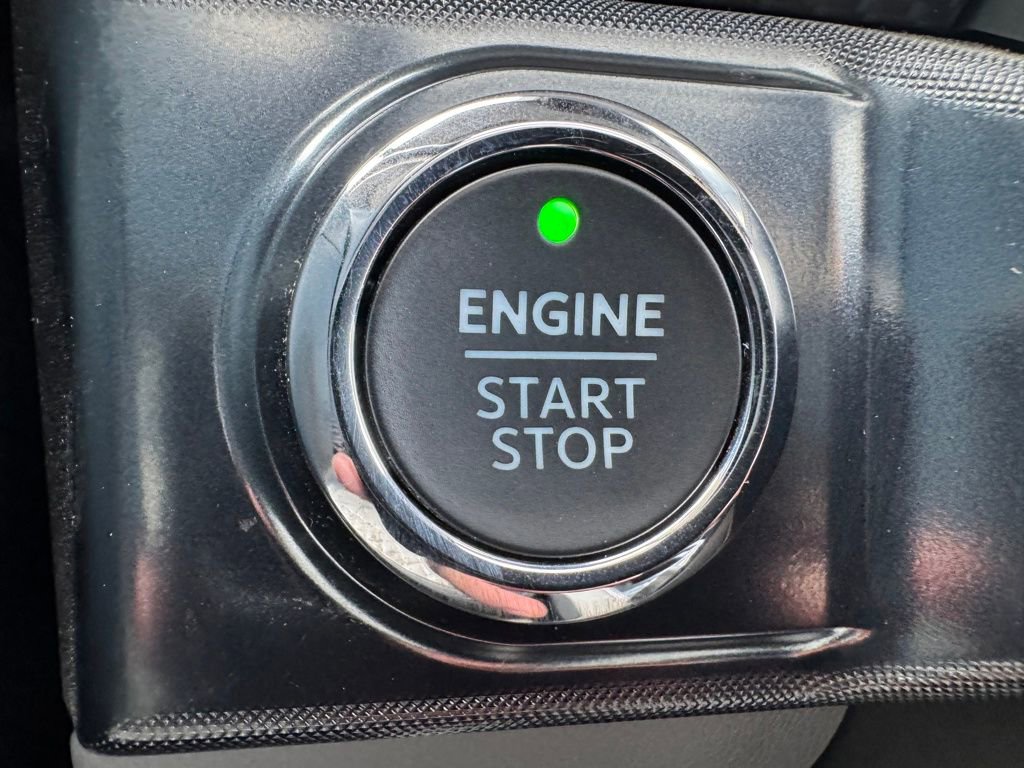 Used 2023 Ford F150 Limited image 15