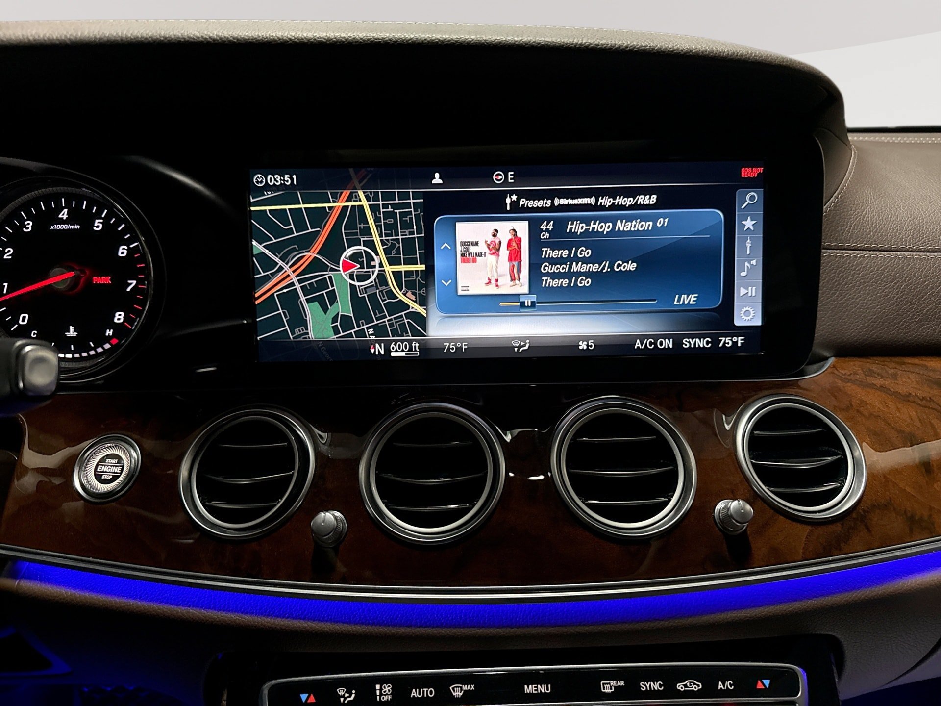 Used 2017 Mercedes-Benz E 300 4MATIC image 12