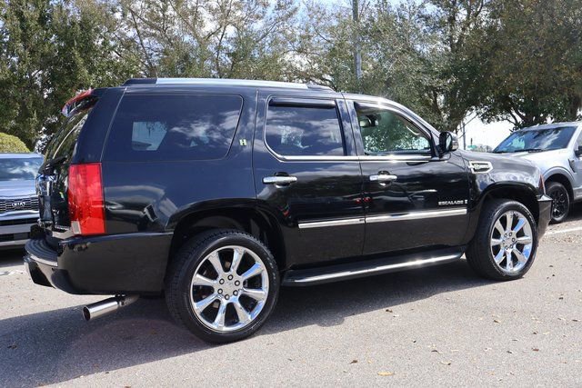 Used 2009 Cadillac Escalade Hybrid image 7