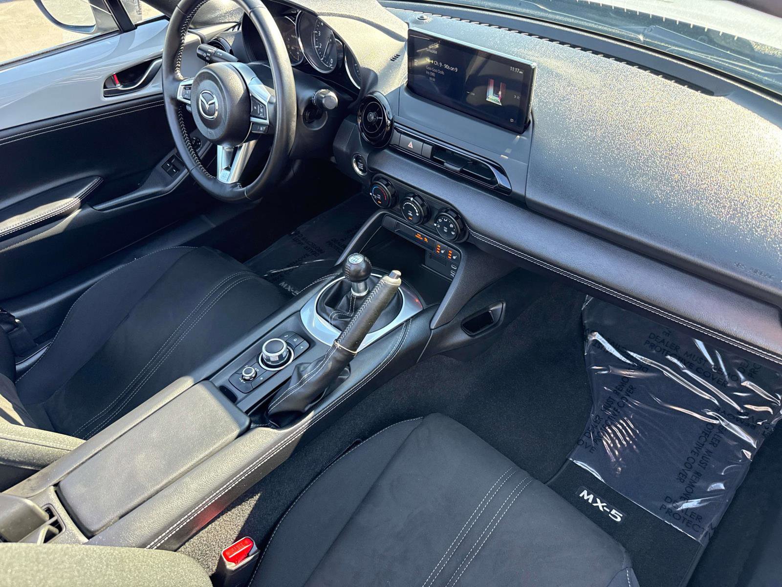 Certified 2024 MAZDA MX-5 Miata Club image 28