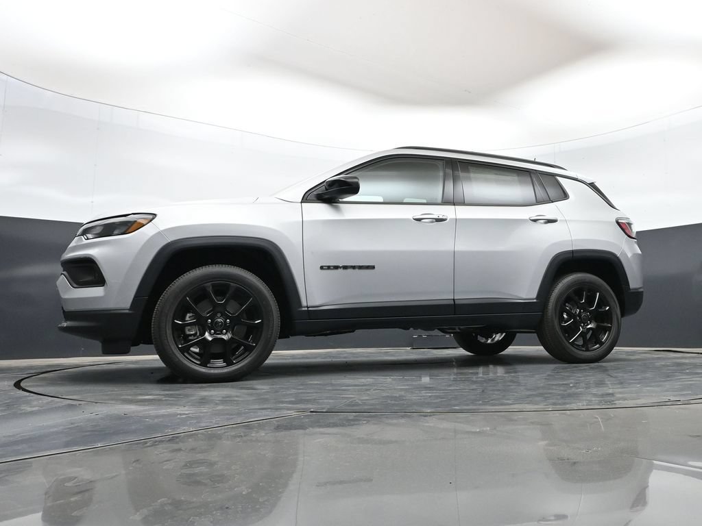 New 2026 Jeep Compass Latitude AWD/4WD image 48