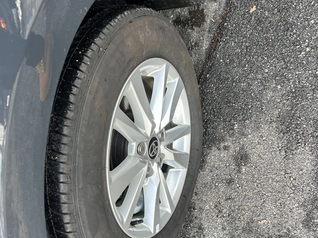 Certified 2025 Toyota Camry LE image 21