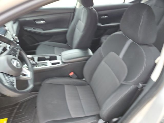 Used 2023 Nissan Sentra SV image 14