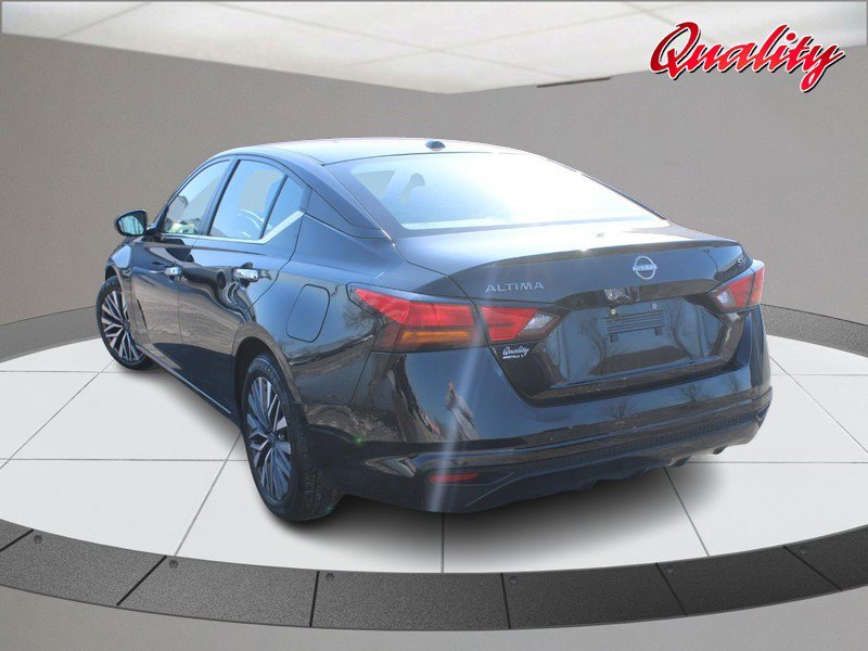 Used 2024 Nissan Altima 2.5 SV image 5