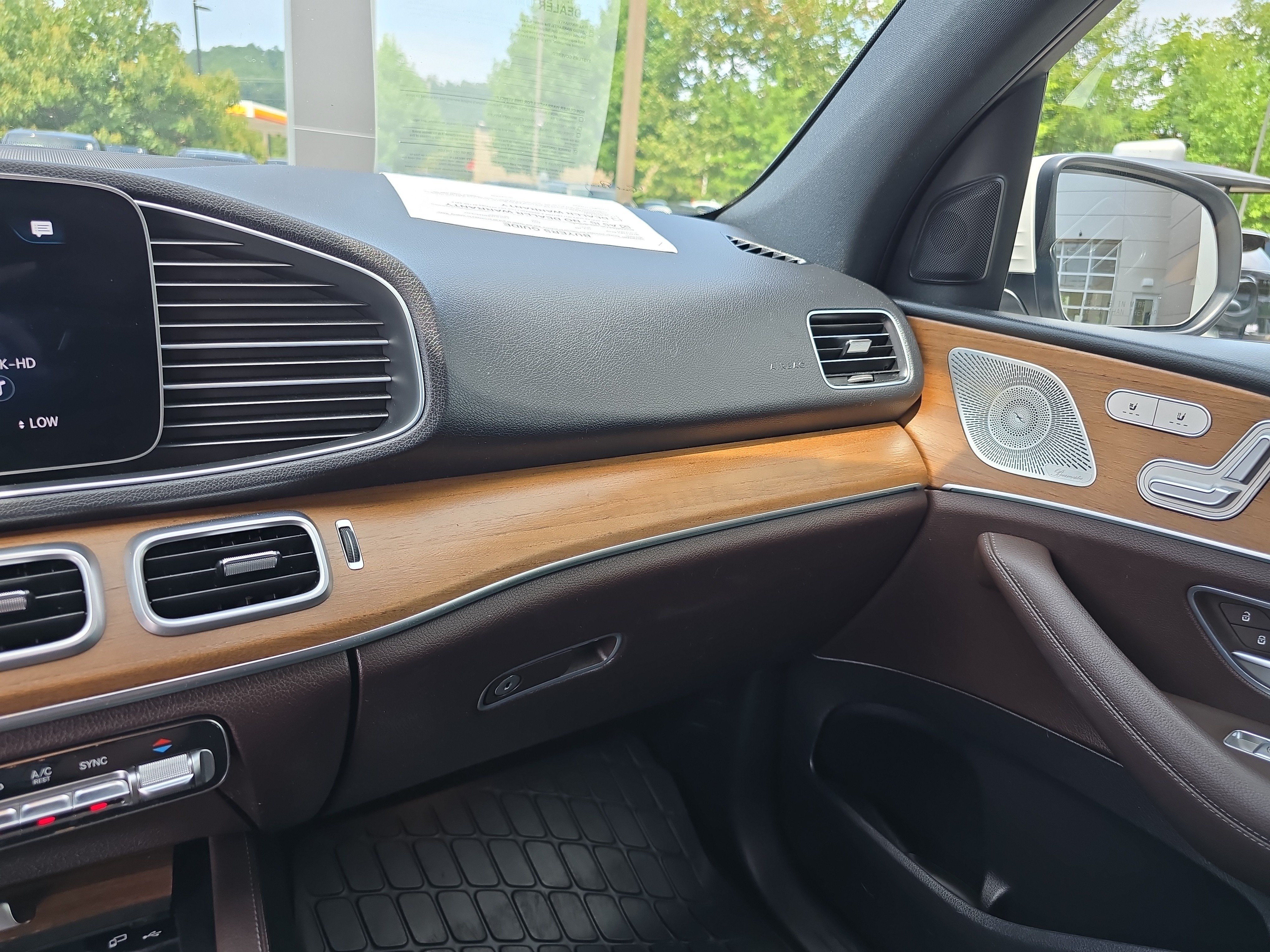 Used 2022 Mercedes-Benz GLE 350 4MATIC image 24