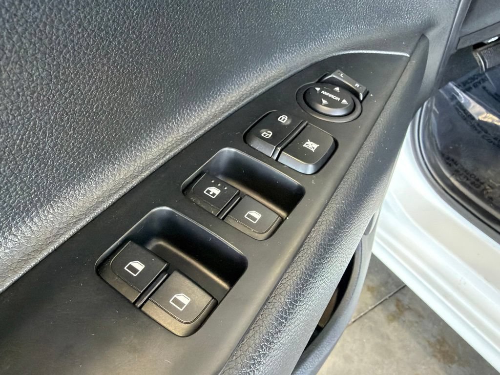 Used 2023 Kia Rio LX FWD image 18