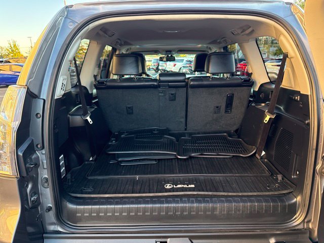 Used 2016 Lexus GX 460 Luxury AWD/4WD image 12