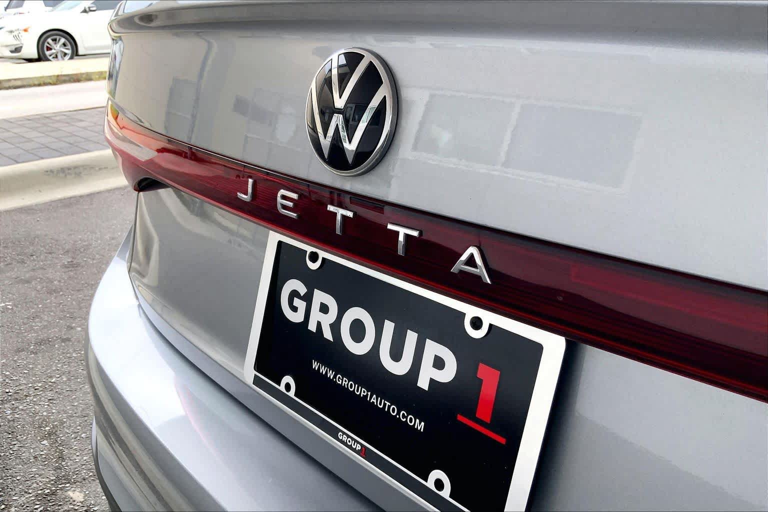 Used 2025 Volkswagen Jetta S FWD image 10
