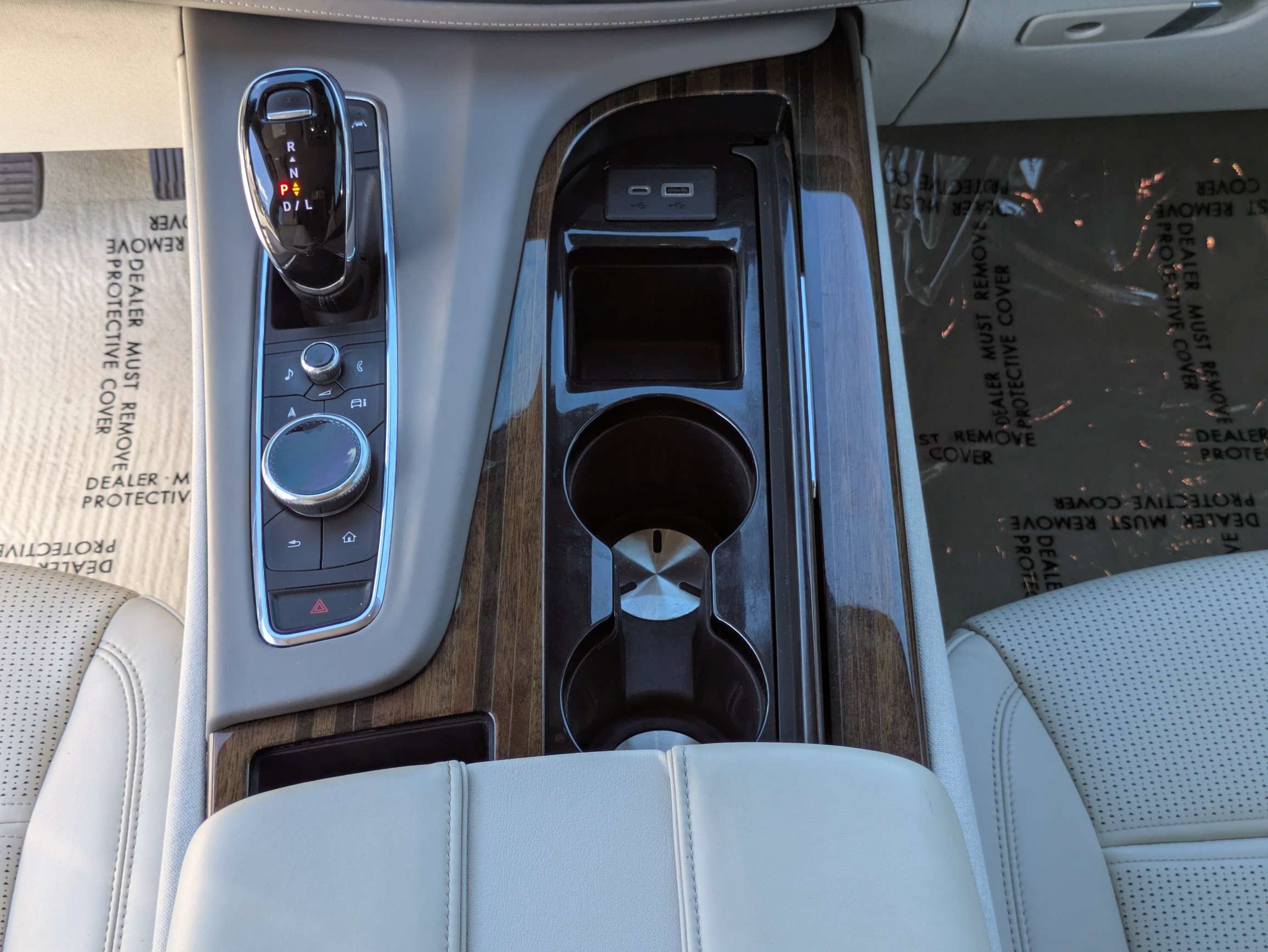 Certified 2023 Cadillac Escalade ESV Sport Platinum w/ LPO, ONYX Package AWD/4WD image 6