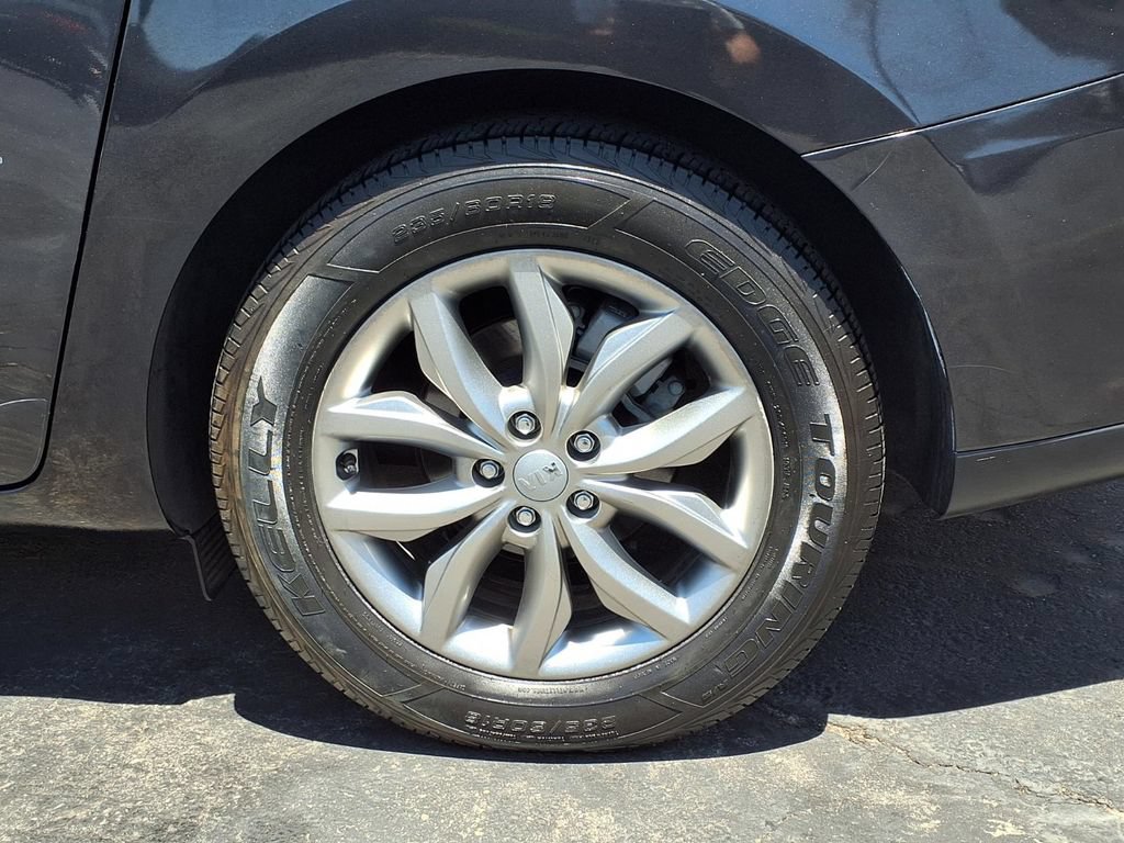 Used 2019 Kia Sedona EX FWD image 4