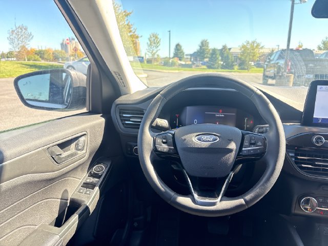 Used 2023 Ford Escape Active AWD/4WD image 14