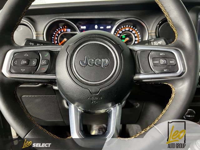 Used 2023 Jeep Gladiator Overland AWD/4WD image 15