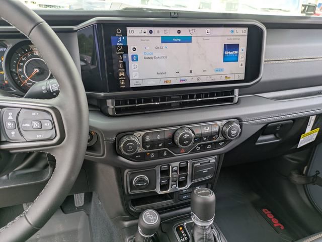 New 2025 Jeep Gladiator Sport image 24