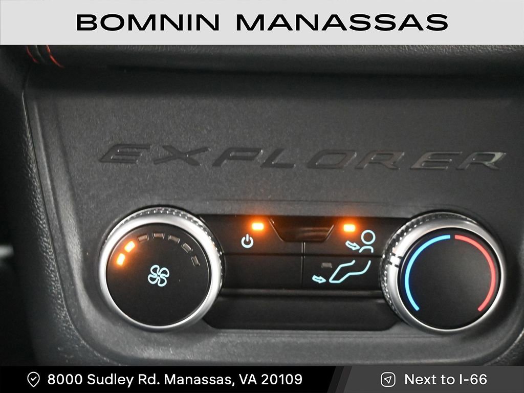 Used 2025 Ford Explorer ST-Line w/ ST-Line Street Pack image 15