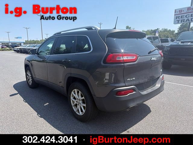 Certified 2017 Jeep Cherokee Latitude w/ Comfort/Convenience Group AWD/4WD image 5