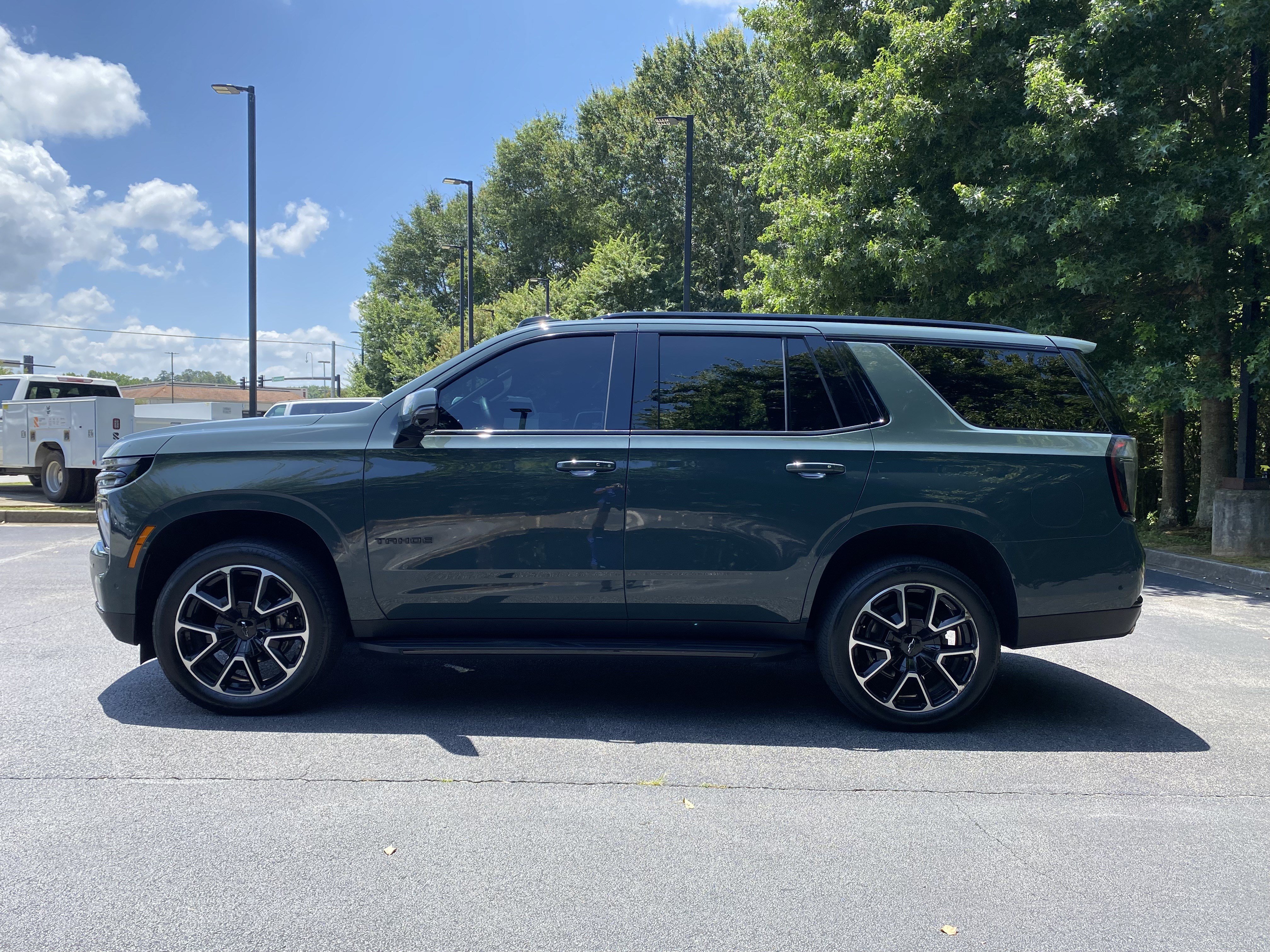 Used 2025 Chevrolet Tahoe RST w/ Comfort Package RWD image 6