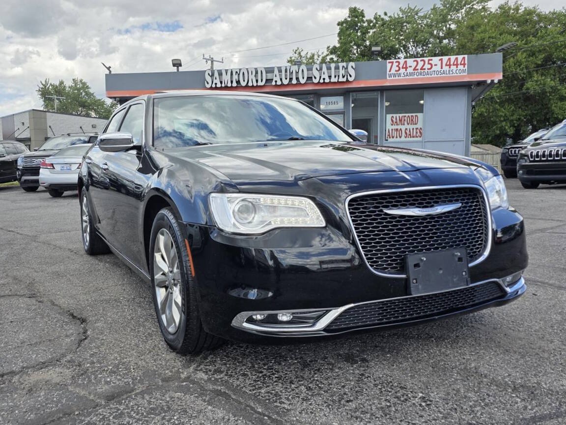 Used 2016 Chrysler 300 C w/ Harman/Kardon Audio Group AWD/4WD image 7