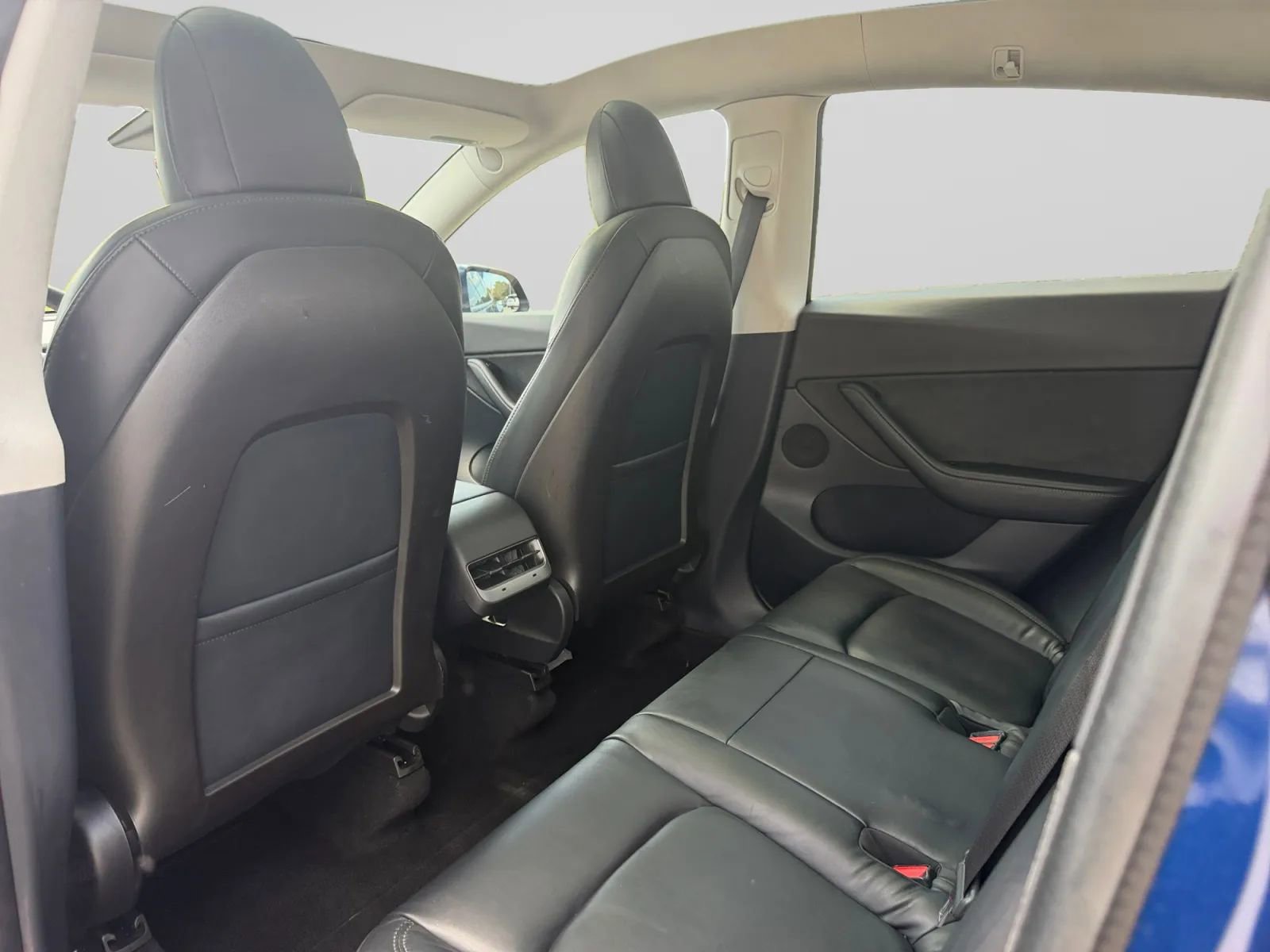 Used 2020 Tesla Model Y Long Range image 20