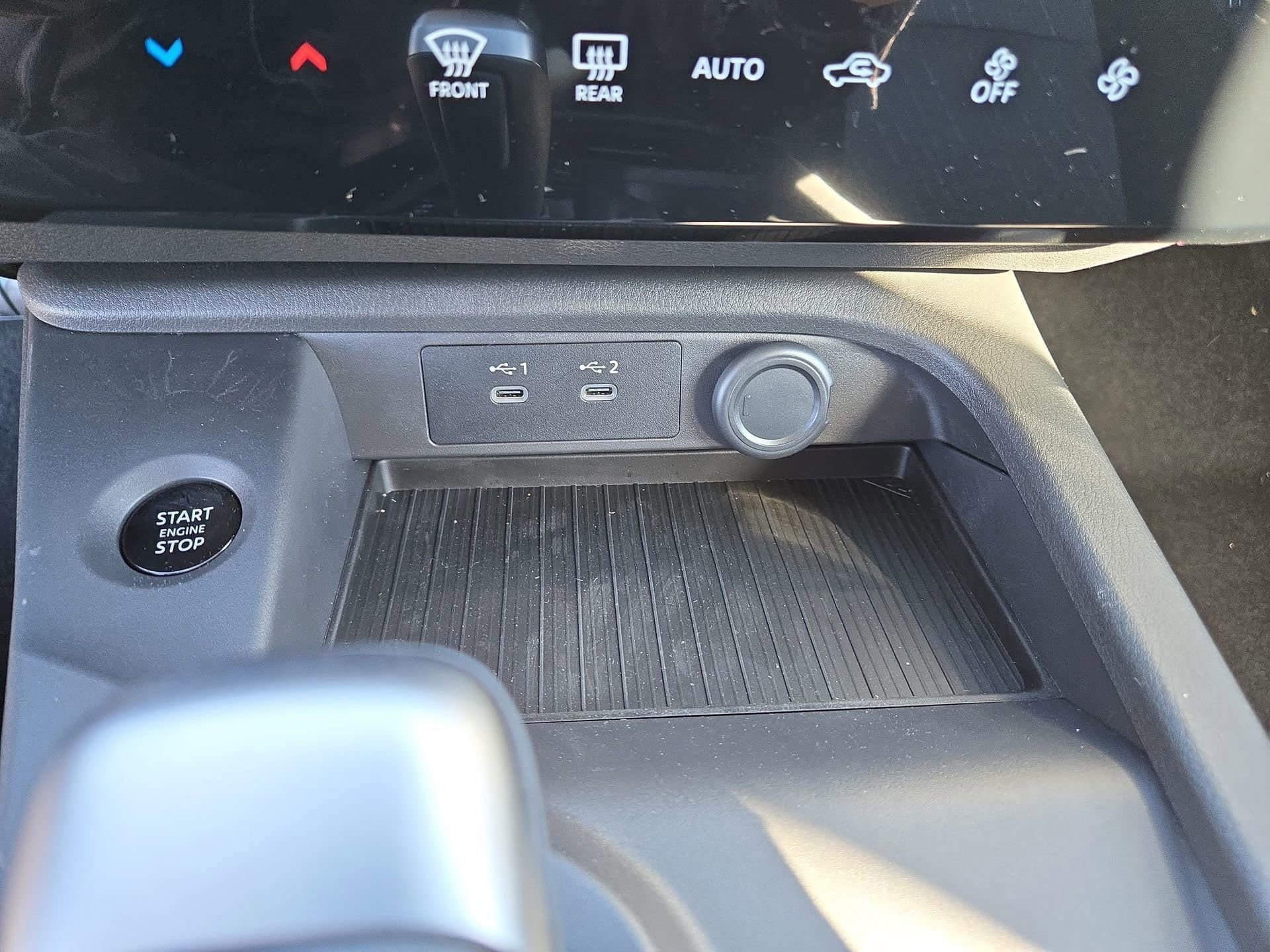 New 2026 Nissan Sentra SV w/ Floor Mat Package FWD image 26