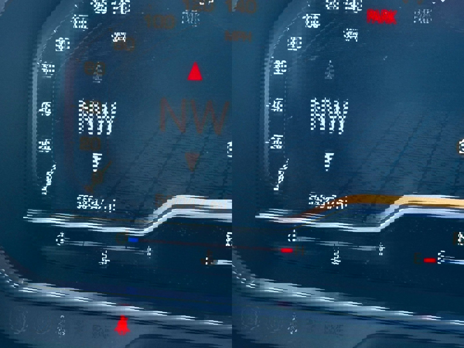 Used 2023 GMC Yukon XL SLT image 21