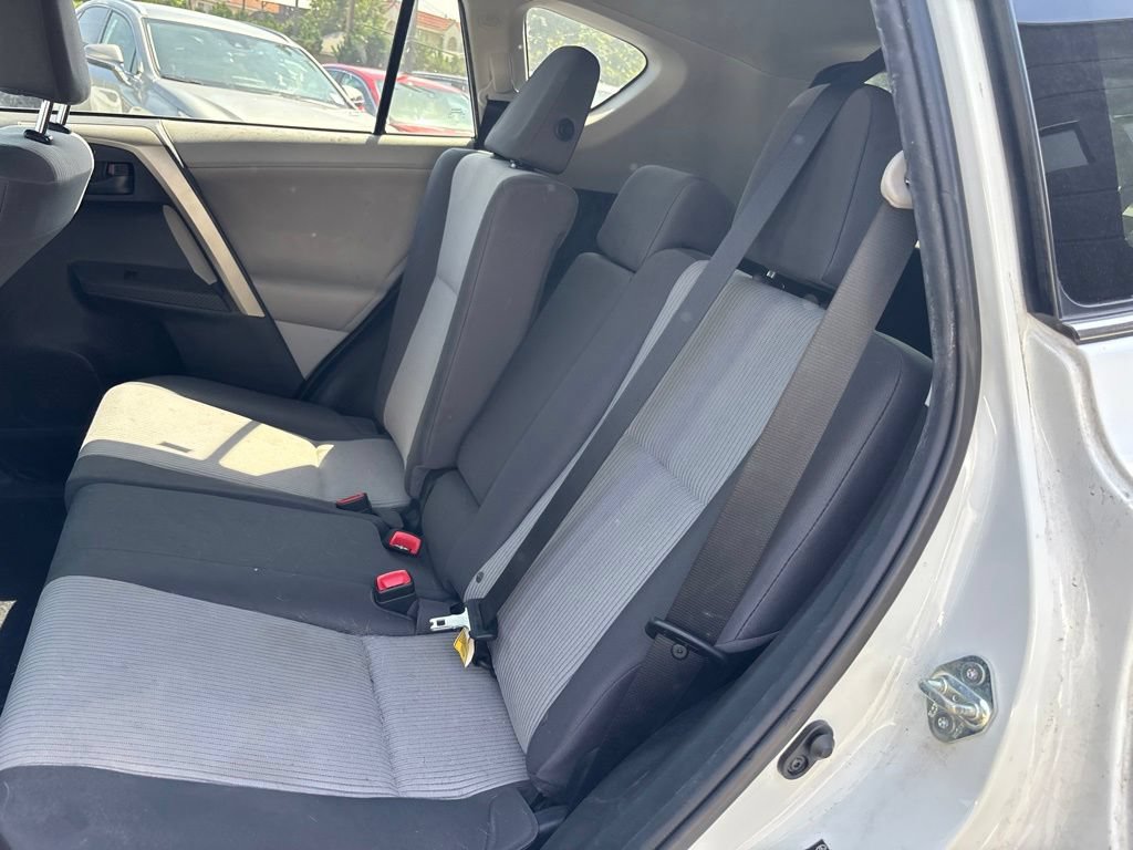 Used 2013 Toyota RAV4 LE AWD/4WD image 11