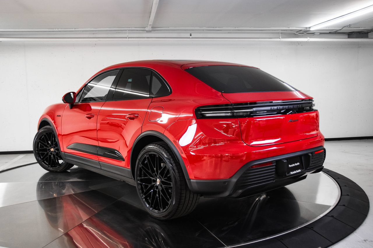 New 2026 Porsche Macan Electric RWD image 3