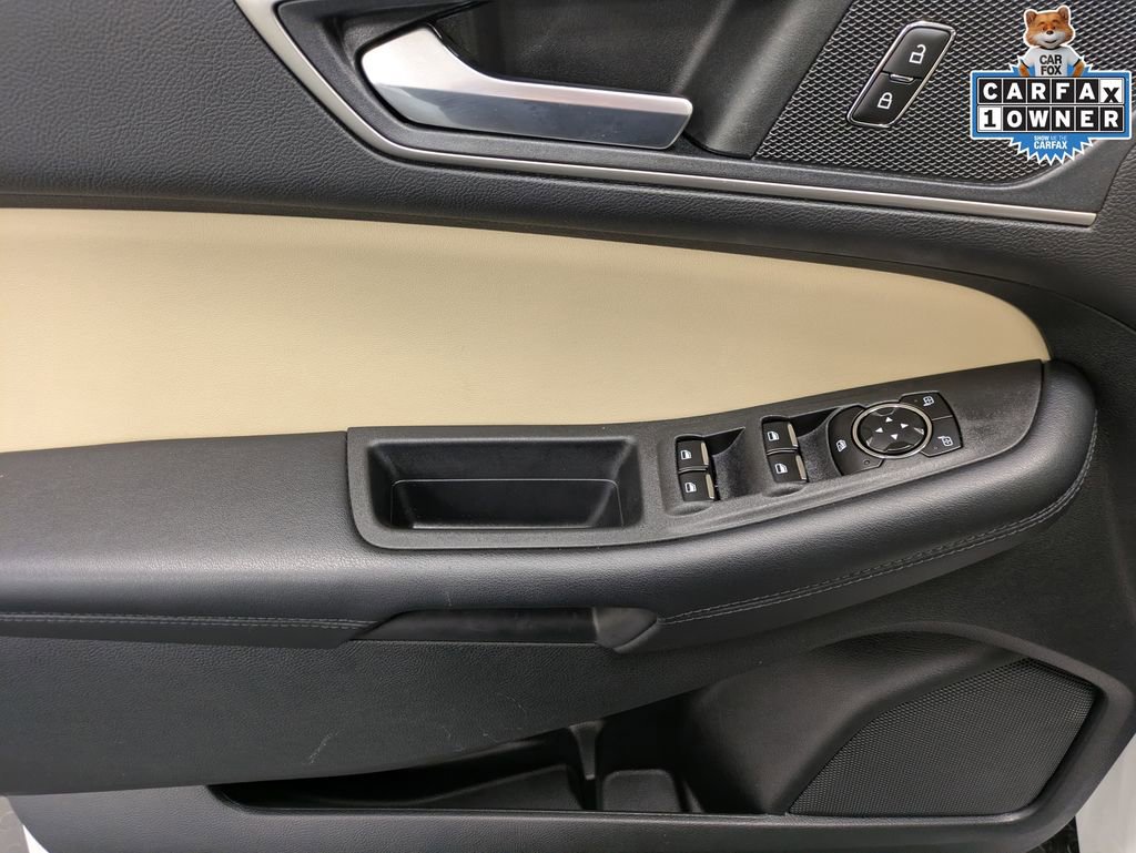 Used 2022 Ford Edge SEL w/ Convenience Package image 9