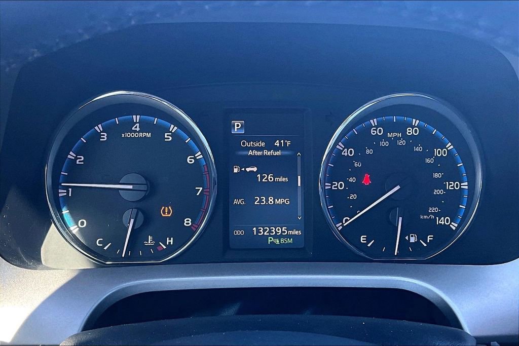 Used 2016 Toyota RAV4 Limited image 13