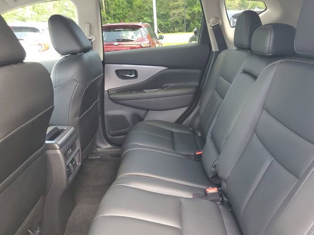 Certified 2024 Nissan Murano SV w/ SV Midnight Edition Package image 11
