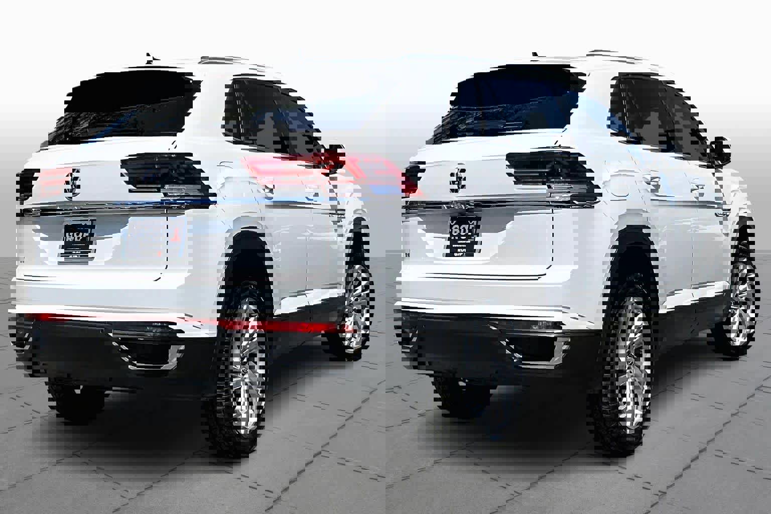 Certified 2023 Volkswagen Atlas Cross Sport SE w/ Black Wheel Package image 13