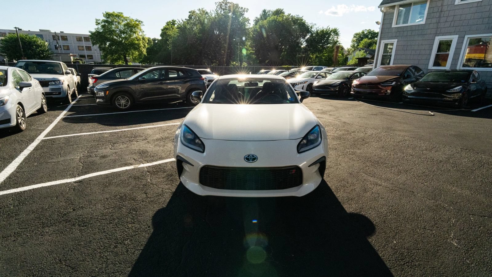 Used 2022 Toyota GR86 Premium w/ ALL Weather Mat Package (TMS) RWD image 8