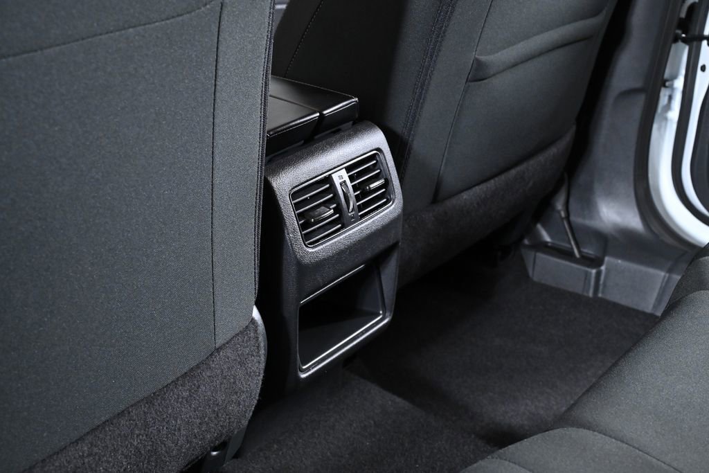 Certified 2025 Nissan Rogue S image 25