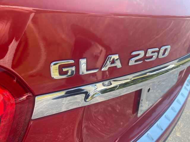 Used 2018 Mercedes-Benz GLA 250 image 9
