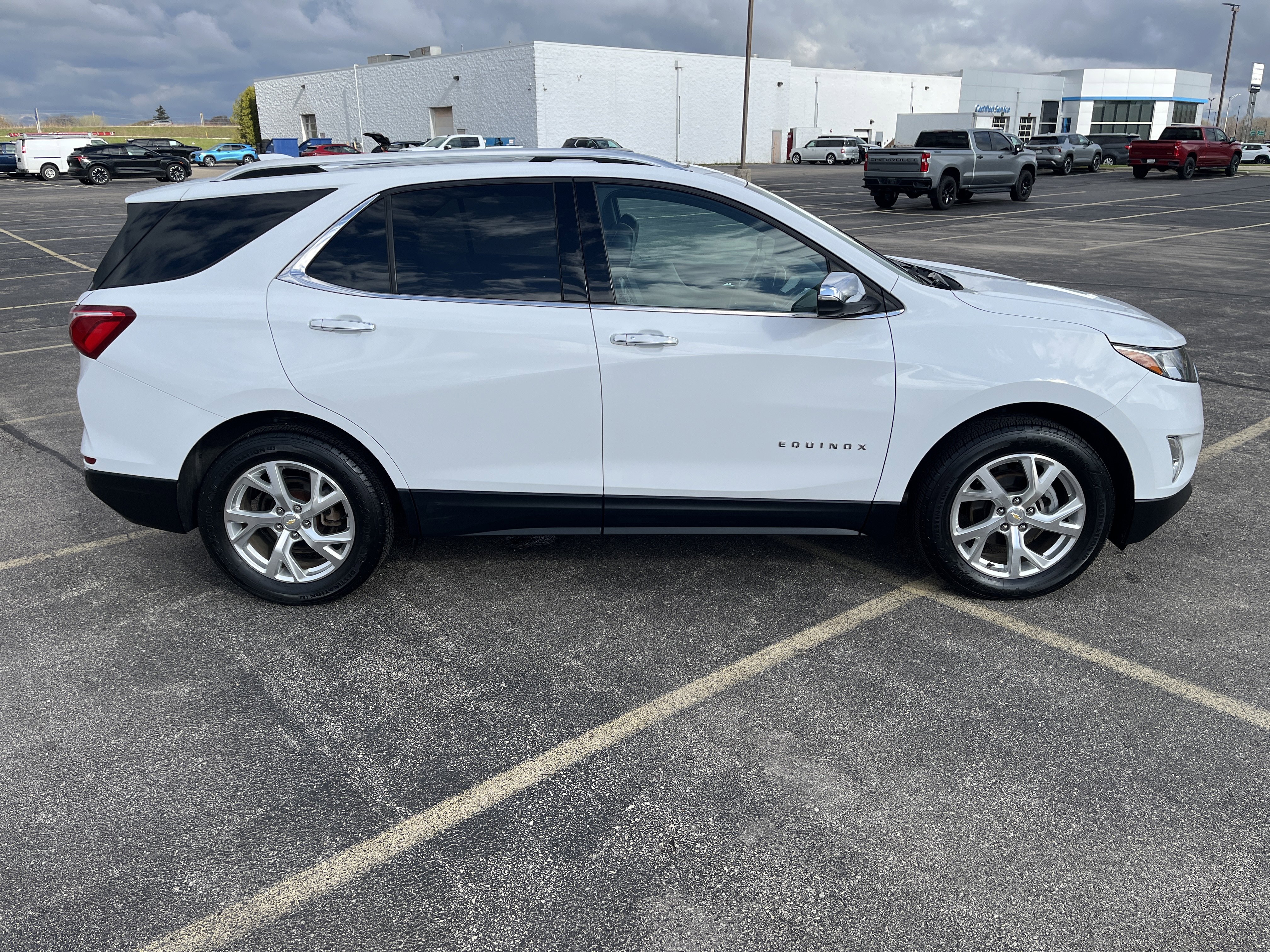 Used 2020 Chevrolet Equinox Premier AWD/4WD image 8