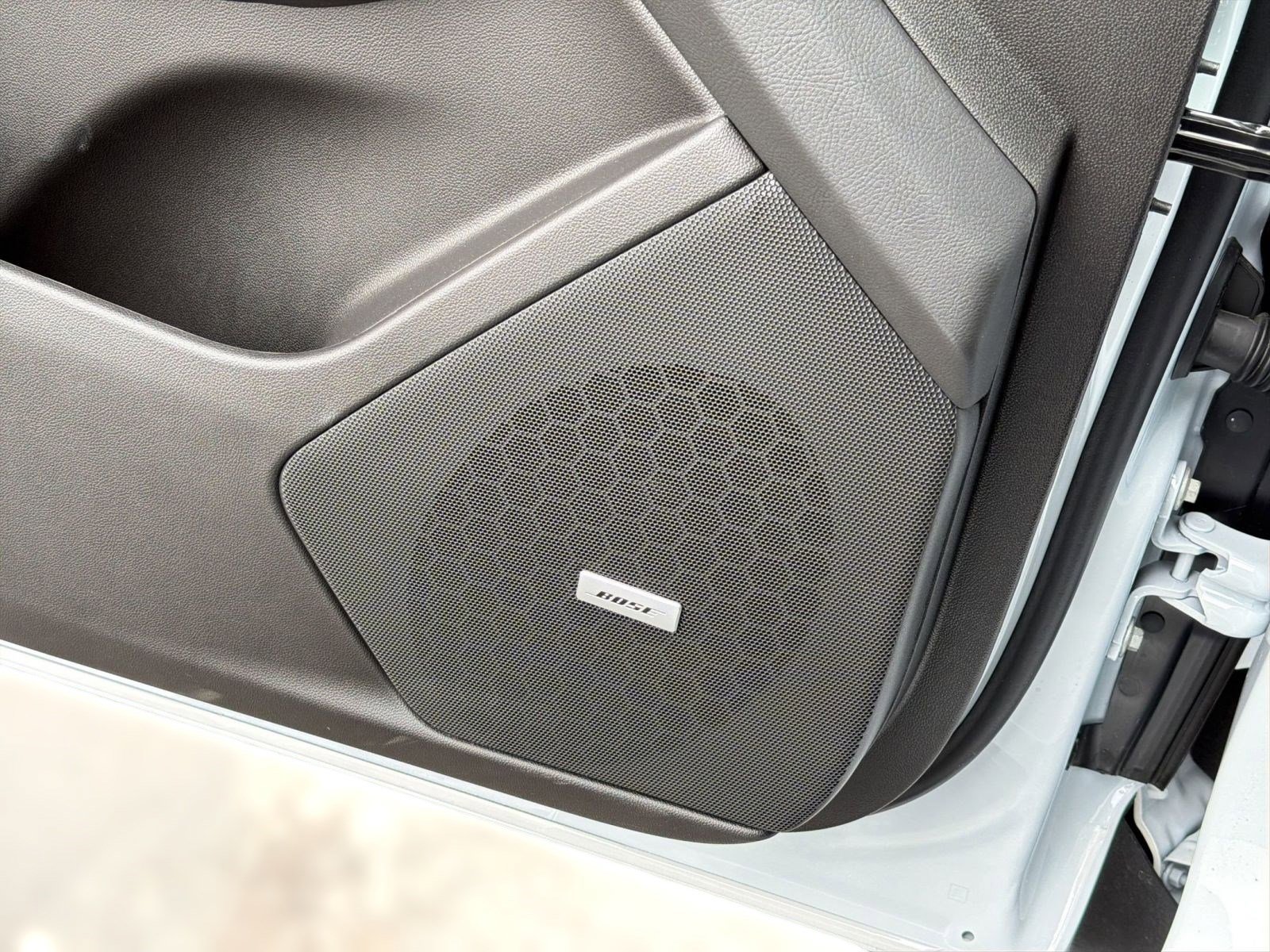 New 2026 Cadillac XT5 Luxury w/ LPO, Floor Liner Package FWD image 20