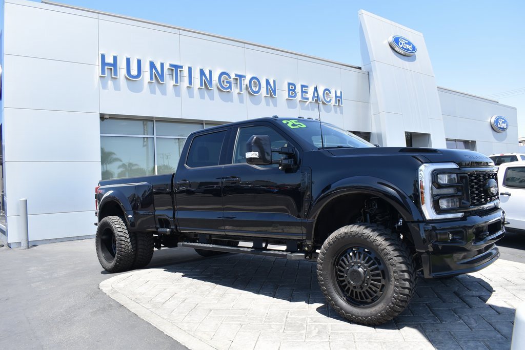 Used 2025 Ford F450 Lariat w/ FX4 Off-Road Package