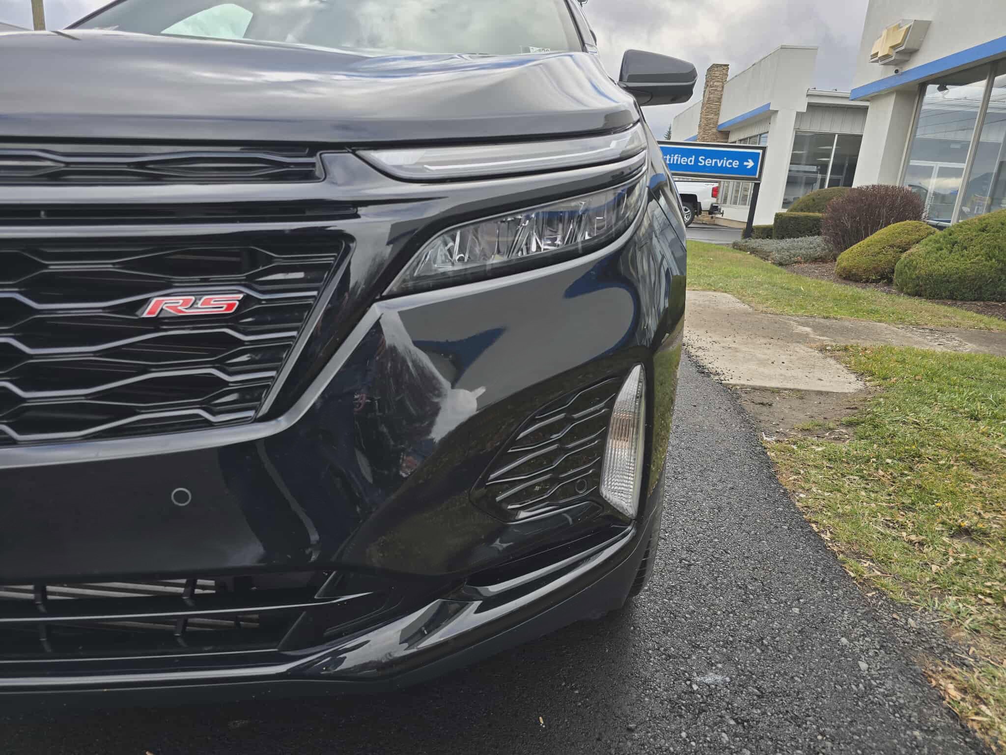 Used 2024 Chevrolet Equinox RS image 9