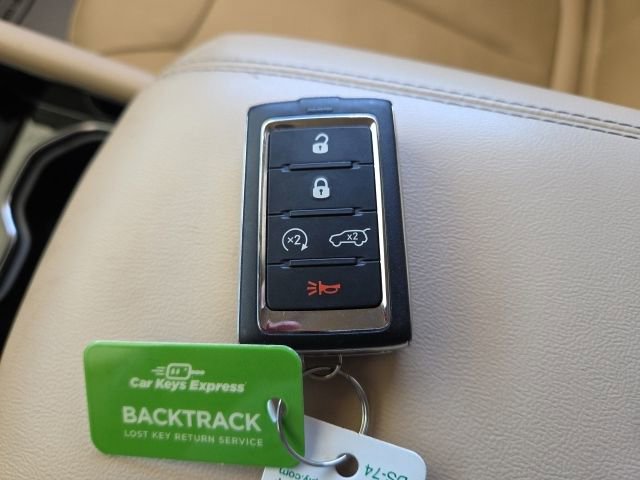 Used 2021 Jeep Grand Cherokee L Limited AWD/4WD image 10