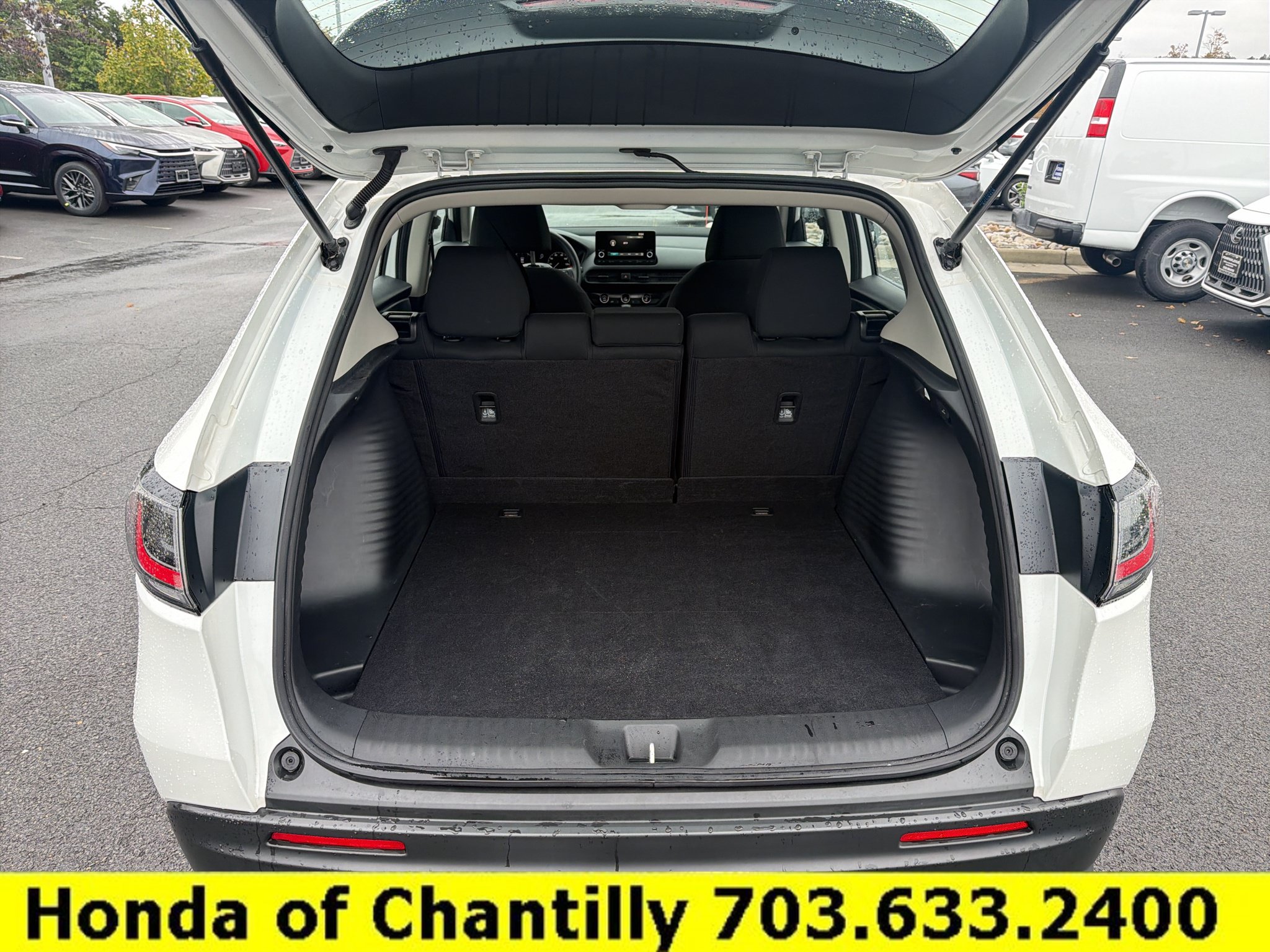 Used 2024 Honda HR-V LX image 28