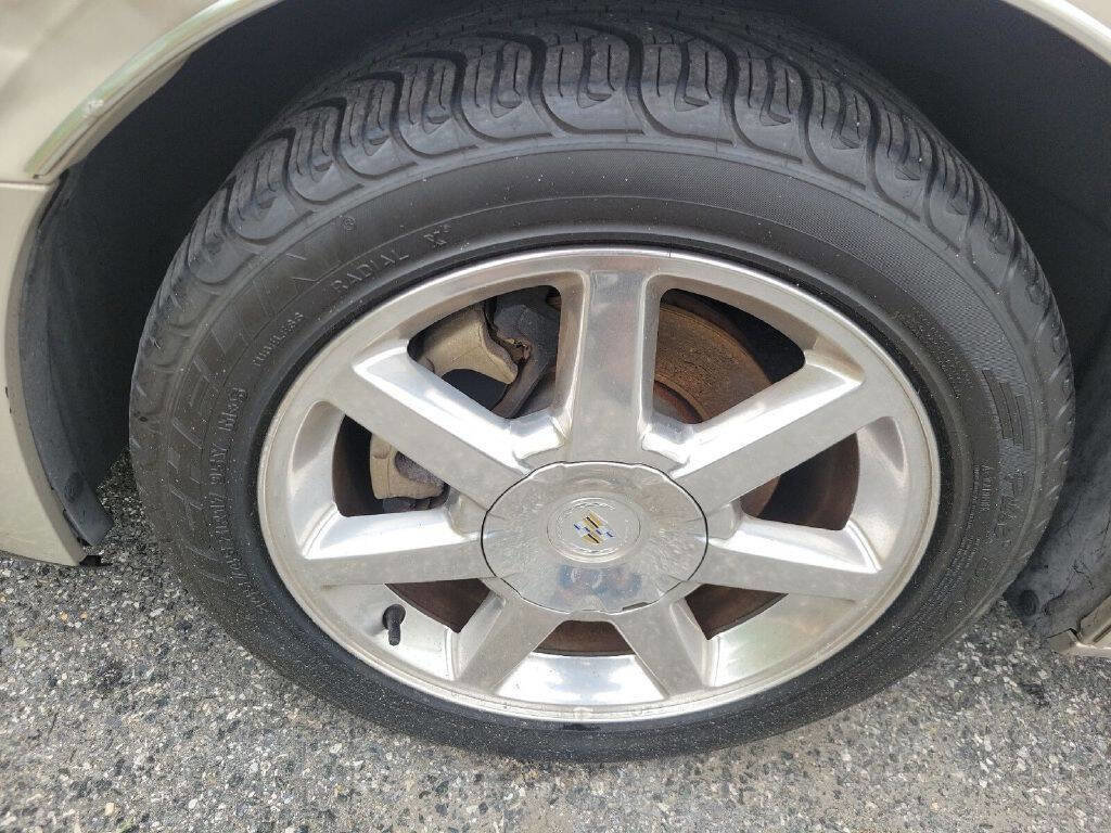 Used 2007 Cadillac STS w/ Wood Trim Package image 9