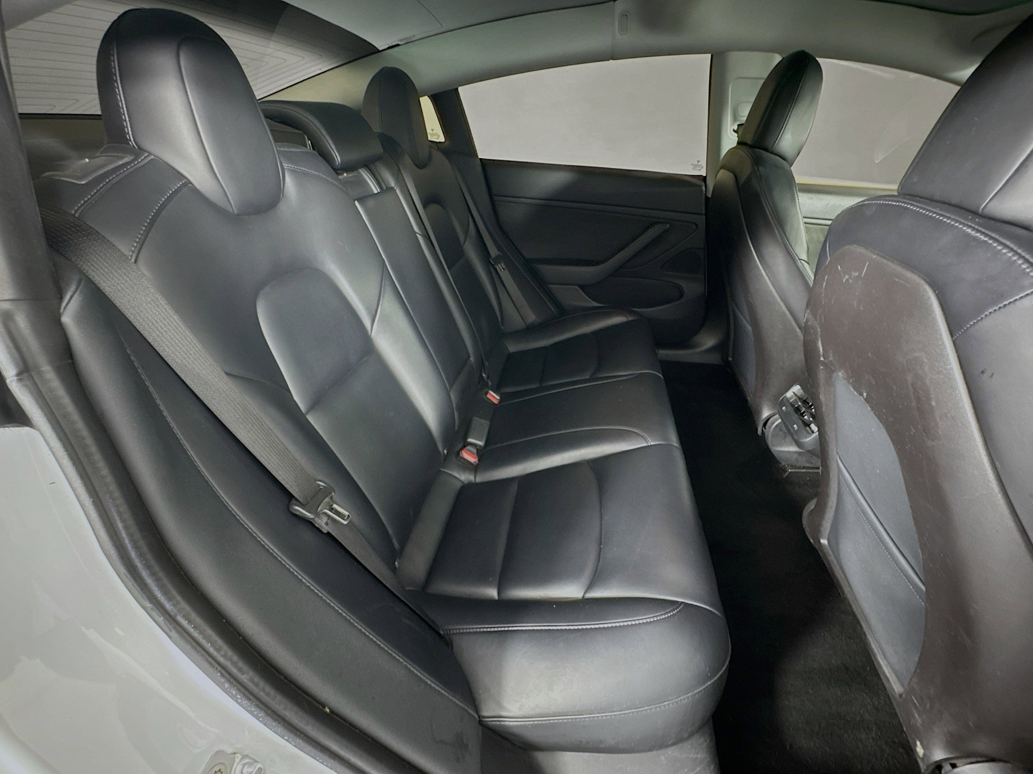 Used 2019 Tesla Model 3 Standard Range image 27