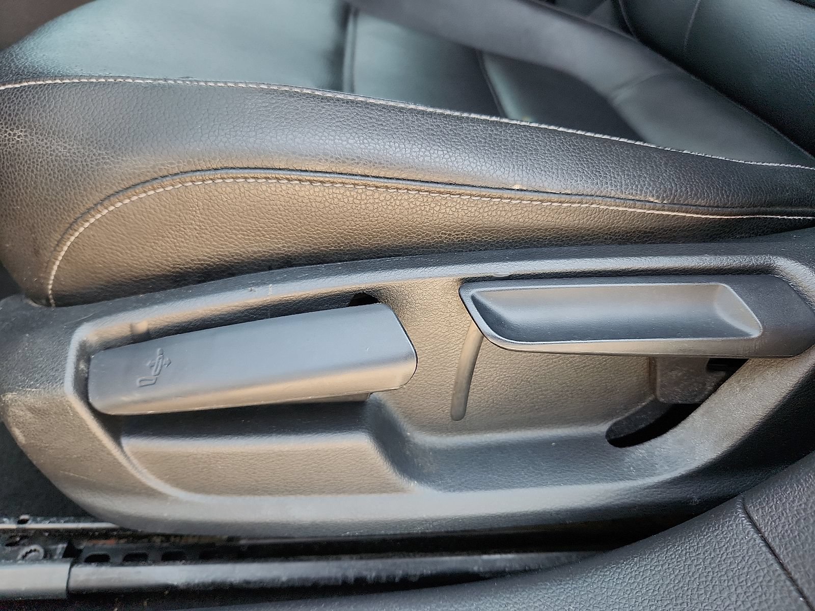 Used 2018 Volkswagen Jetta Wolfsburg Edition FWD image 13