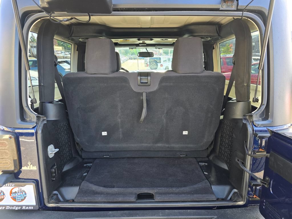 Used 2013 Jeep Wrangler Sport AWD/4WD image 13